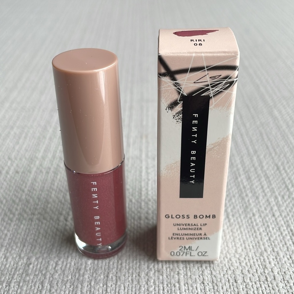 Fenty Beauty by Rihanna Gloss Bomb Universal Lip Luminizer - RiRi - 2ml …